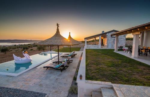 Biograd na Moru Villa | Estate Villa Duo