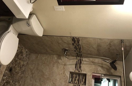 North Dallas House | Ester's guest houseExcelente neighborhoodNear the Galleria Mall
