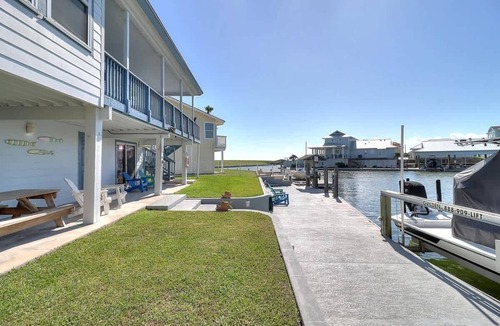 City-by-the Sea House | Estes Oasis