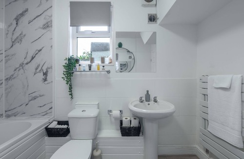 Alibon Apartment | Esther's Place Apartment