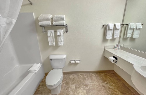 Estherville Hotel | Estherville Hotel & Suites