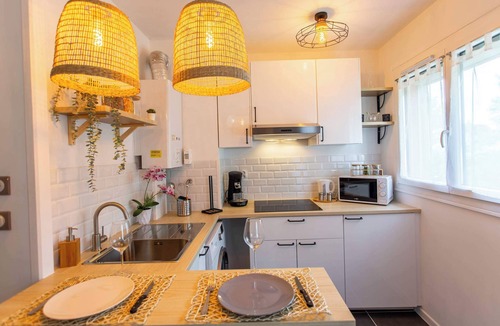 Saint-Acheul Apartment | Estrade - Parking, Train Station, Quiet, Wifi