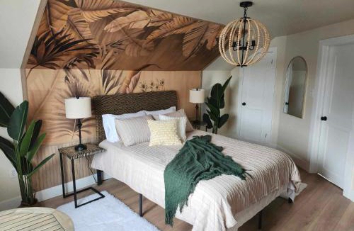 Petite-Riviere-de-l'Ile Hotel | Estrella Glamping