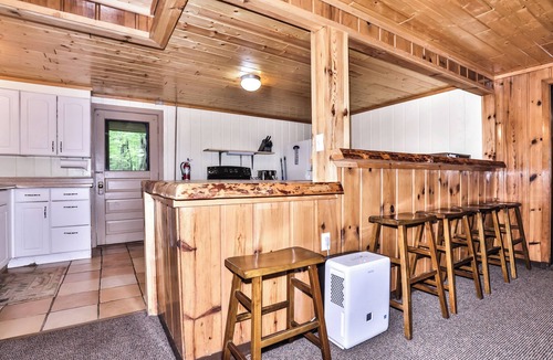 St Germain Cottage | Estrold's Resort Sno-Drift