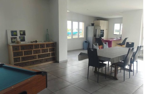 Saint-Yzans-de-Medoc House | Estuary-side house with pool and spa