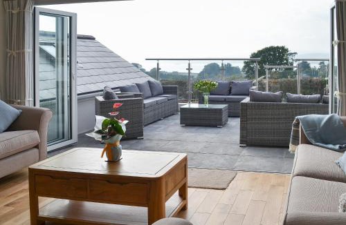 Exmouth House | Estuary View