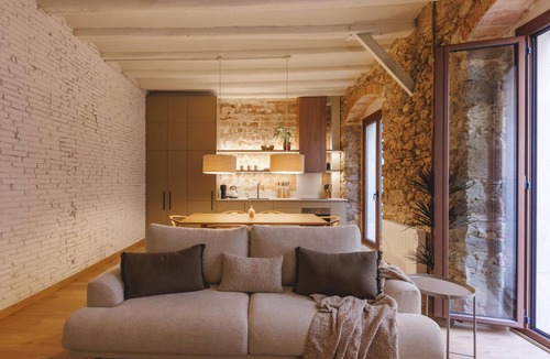 Barri Vell Apartment | Estudi Verd - Holiday apartment rental in Girona | Bravissimo