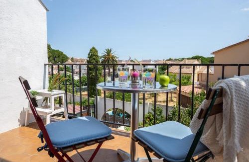 L'Escala Apartment | Estudio Mojito
