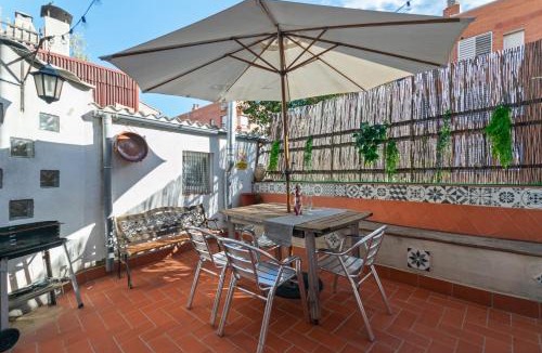 Sant Adria de Besos Apartment | Estudios a 10' caminando de la playa y a 20' de Barcelona Centro