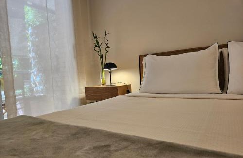 Sant Just Desvern Apartment | EstudioSueñosSuite