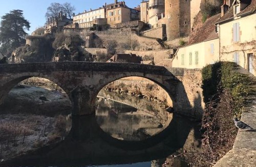 Semur-en-Auxois House | Etape du Pont Pinard