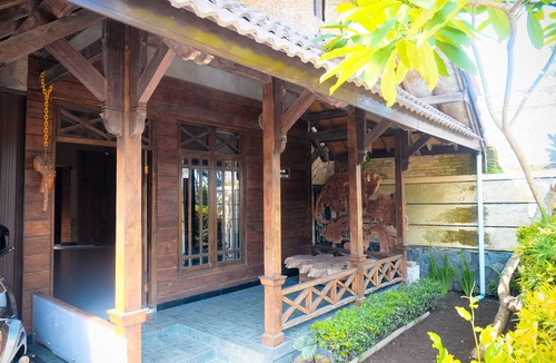 Depok House | Ethnic Homestay Yogyakarta