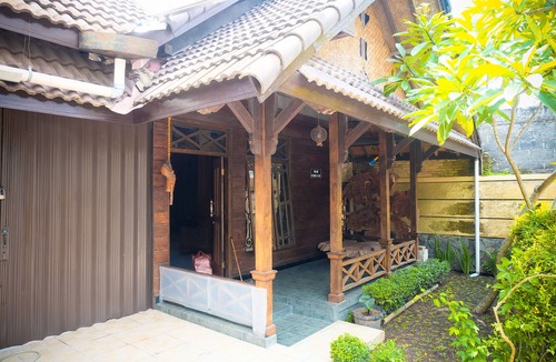 Depok House | Ethnic Homestay Yogyakarta