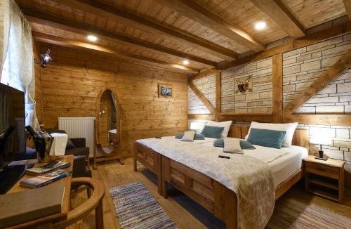 Plitvica Selo Resort | Ethno Houses Plitvice Lakes Hotel