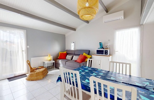 Bretignolles-sur-Mer Ski Chalet | Etoile de mer avec piscine