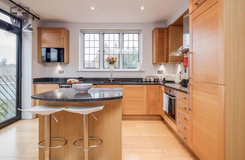 Eton Apartment | Eton College Apartment