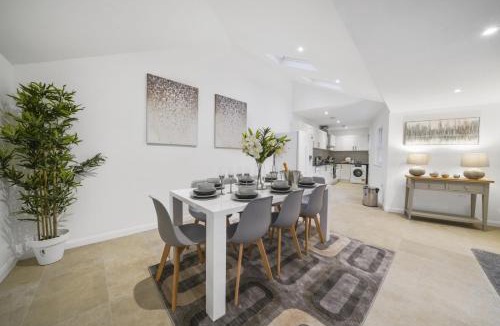 Windsor Villa | Eton House-Stunning-Castle views-5Bed-Free-Parking