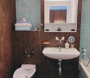 Lens Apartment | Etrier