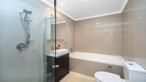 Ettalong Beach Apartment | Ettalong Beach - Poolside Luxury