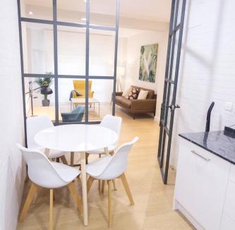 Indautxu Apartment | Etxaniz apartment by People Rentals