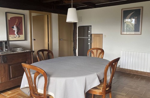 Mallabia Cottage | Etxetxobarri, independent farmhouse with views of the Anboto ridge.