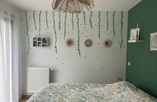 Bazainville Bed & Breakfast | Eucalyptus 🌿 | Comfort and serenity in a new modern house