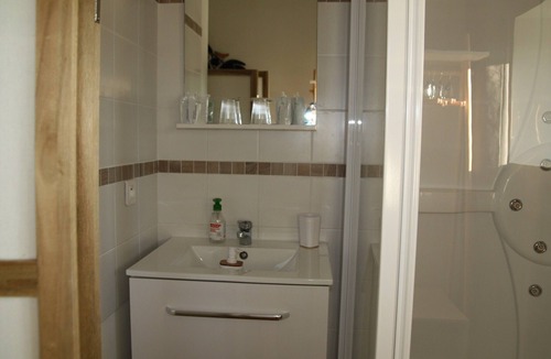 Sevremont Bed & Breakfast | Eugénie - Aux Charmes d’Antan Guest Room with Shared Pool, Terrace & Wi-Fi