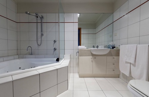 Inverloch House | Eugenies Inverloch