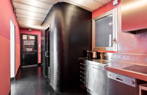 El Camp de l'Arpa del Clot Apartment | Eulalias Lodges Barcelona