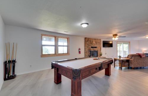 Eureka Springs House | Eureka Springs Gem: 2 Decks, Mtn + Lake Views