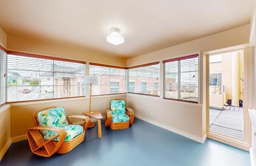 Downtown Apartment | Eureka Theatre Apartment