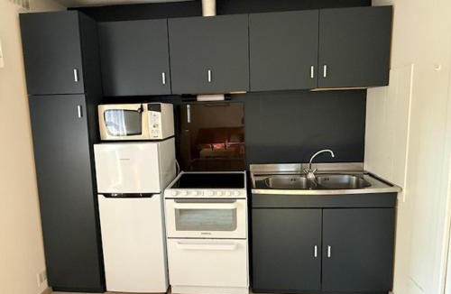 Grayan-Et-L'Hopital Apartment | Euronat naturist studio