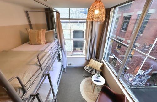 Melbourne Central Business District Hostel | Europa Melbourne