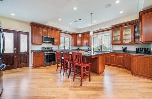 South Haven House | European House