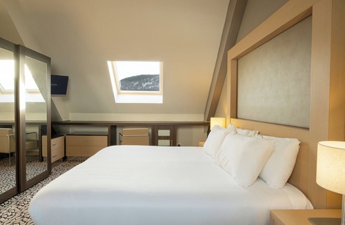 Beret Hotel | Eurostars Royal Tanau