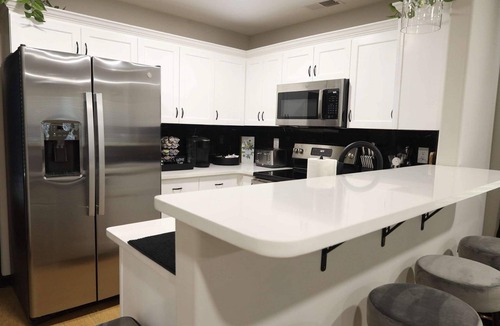 South Memphis House | EV Charger - Family Friendly - Close to Downtown