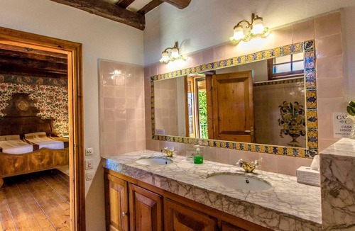 Castellar del Valles Villa | Eva Castellar Reg 8 - Ref 561.8