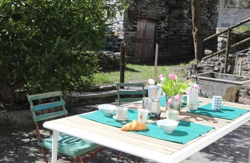 Brione House | Eva Holiday House