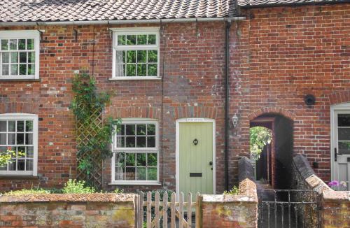 Wenhaston House | Eva's Cottage