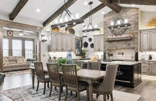 Evanston Apartment | Evanston