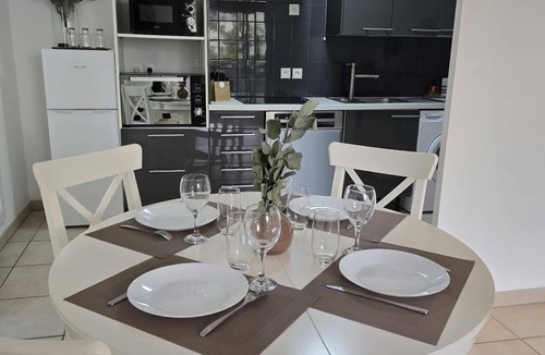 Vielle-Chapelle Apartment | Evasion chic-Plages Terraces, air conditioning, parking