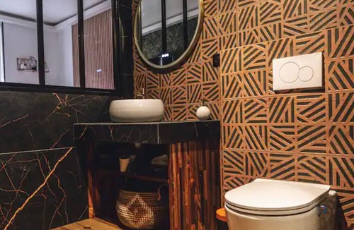 Henin-Beaumont House | Evasion Room & SPA