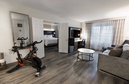 Tinley Park Hotel | EVEN Hotel Chicago Tinley Park-Conv Ctr by IHG