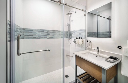 Hunters Point Hotel | EVEN Hotel Long Island City - New York by IHG