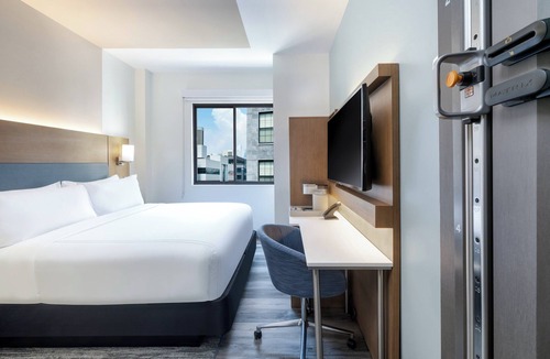 Hunters Point Hotel | EVEN Hotel Long Island City - New York by IHG