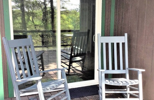 Mid America Cabin | Evening Breeze Cabin #10 on the Lake!