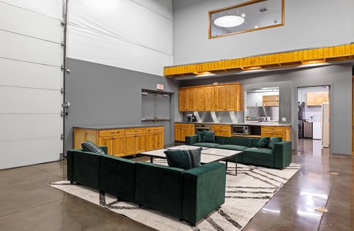 South Richland Cabin | Event Center for RENT!