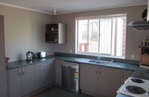 Waikanae House | Eventide Holiday House - wifi