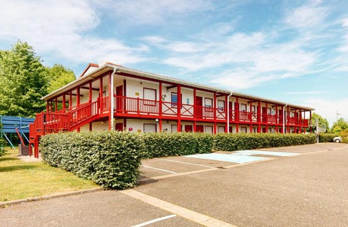 Ibos Hotel | Ever Route 64 Brit Hotel Tarbes Ibos