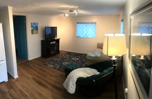 Port Gardner House | Everett - Cozy, Quiet 2 Bedroom House Close 2 Everything